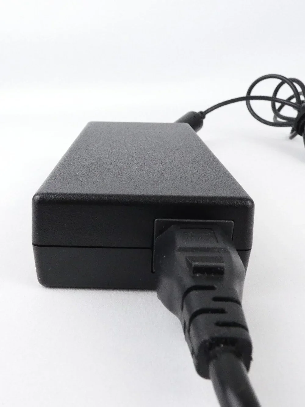 Acer Aspire Charger VX15 VX5-591G Series Delta 19V 7.1A 135W ADP-135KB T OEM